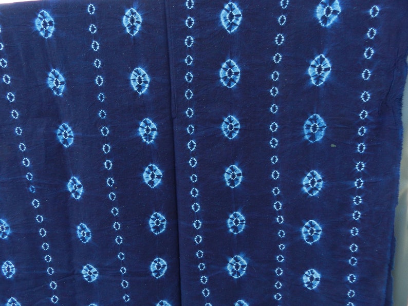 Antic beau Tissu indigo bleu de Guinée, tie and dye bazin riche, Adire coton, bazin teinté Pagne Africain, 145cm 57.09, Lamaisonrafacia G-03-A-160/115cm