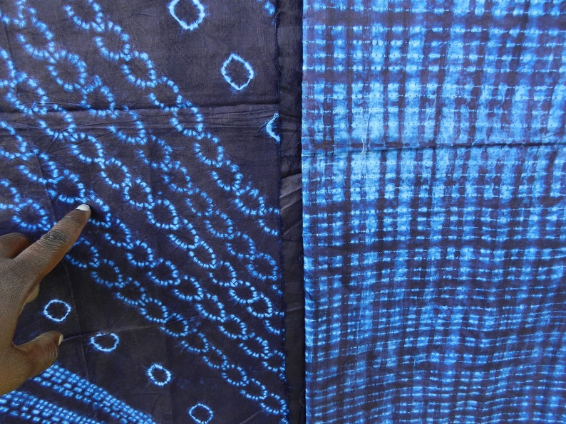 Antic beau Tissu indigo bleu de Guinée, tie and dye bazin riche, Adire coton, bazin teinté Pagne Africain, 145cm 57.09, Lamaisonrafacia image 4