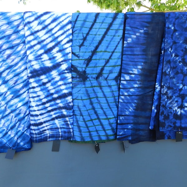 Tissu jean épais indigo tie and dye bleu géométrique, Denim coton jean lourd teinté main grande largeur 158 cm, handmade Africain, 180 cm