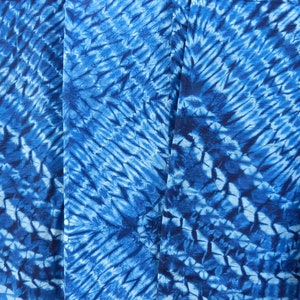 Indigo blue fabric, large width coupon from Guinea, tie and dye cotton linen 3m by 155cm 118 by 61 Adire, line pattern, dyed African loincloth image 9