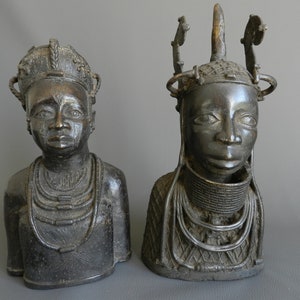 Black bronze sculpture Ife Yoruba Oba and Queen 13.78&quot;, Edo prestige bronze, Antique luxury sculpture Patina Nigeria, African Art Benin City