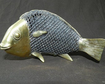 Bronze massif et sculpture poisson XXL patiné noir carpe -  art africain - 28 cm de long (11.02 pouce) idée cadeau de noël