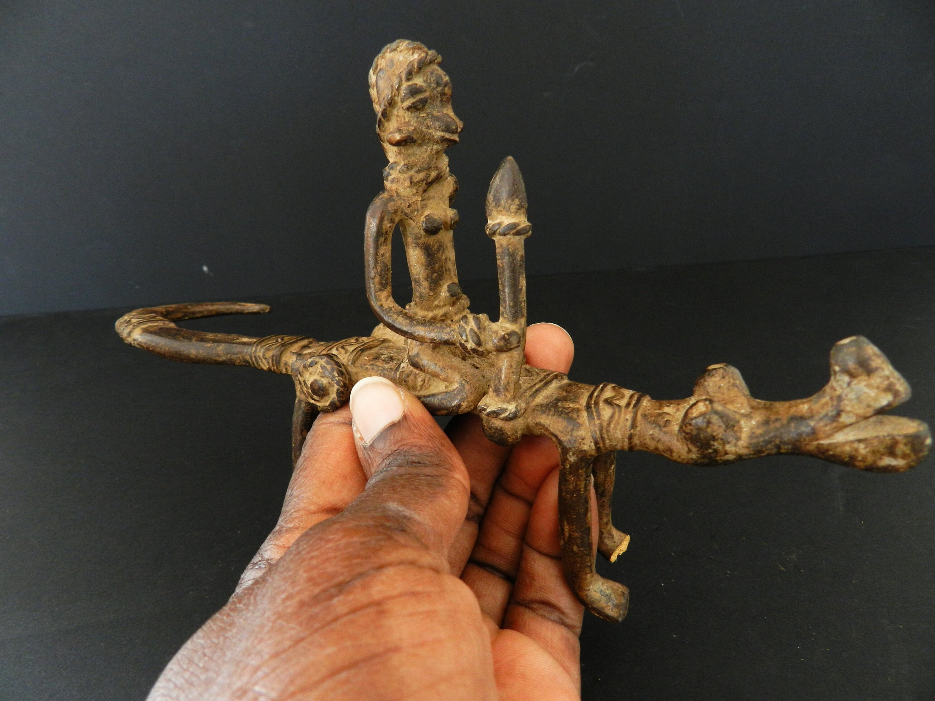 マリの古代ドゴン族の騎馬像（ブロンズ製）、古代アフリカ美術