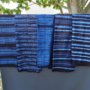 Blue indigo fabric from Guinea, tie and dye bazin, Adire, in cotton, line pattern, tinted bazin African loincloth, 57.09&quot;, Lamaisonrafacia