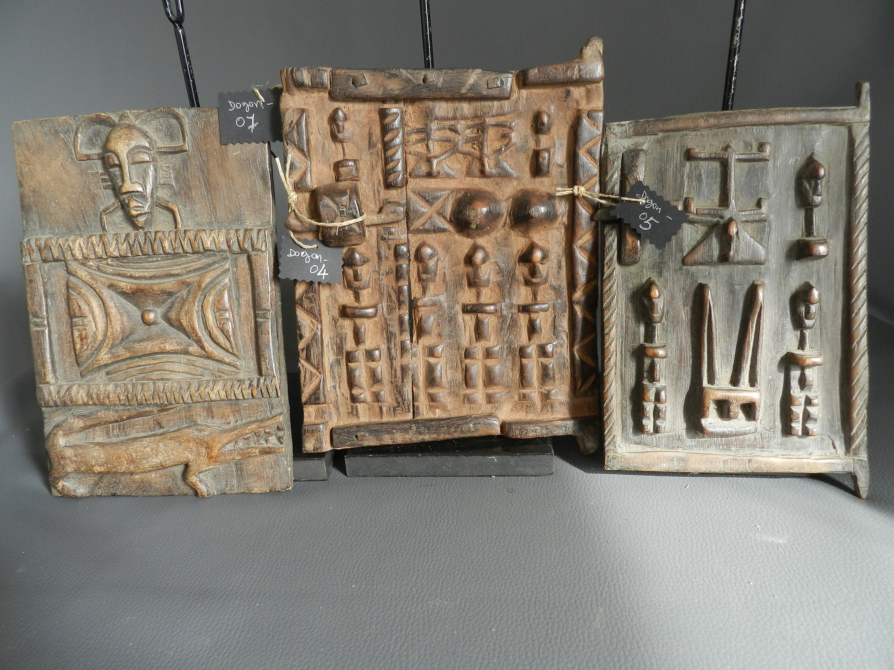 Antic door Senoufo Ivory Coast Sculpture, Antic Door Dogon wood Mali, African Art, attic Mali wood, mask, Primitive Art, 26cm 10.24 inch