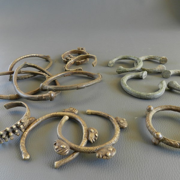 Bracelet manille antic Haoussa Touareg bronze, bracelet Dogon Mali en bronze ancien, bracelet Gan monnaie Africaine, bracelet Hausa Nigeria