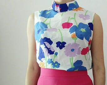 floral blouse with buttons at the back