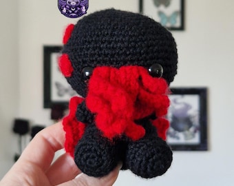 Amigurumi Cthulhu preto e vermelho