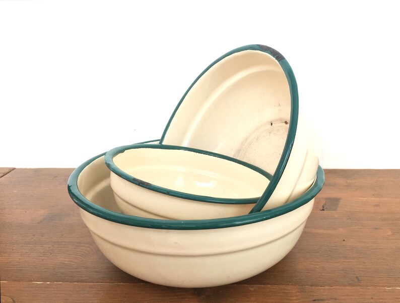 Farmhouse Cream French Antique |40s Kitchen Bowls Vintage Enamel Green Enamel Bowls Enamelware Enamelware 1940s