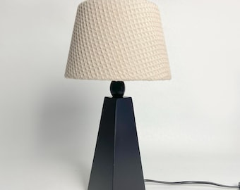 Vintage Conical 90s table lamp | Minimalist | Bedside Lamp | Modernist | Side table lamp | Conical shape | Postmodern