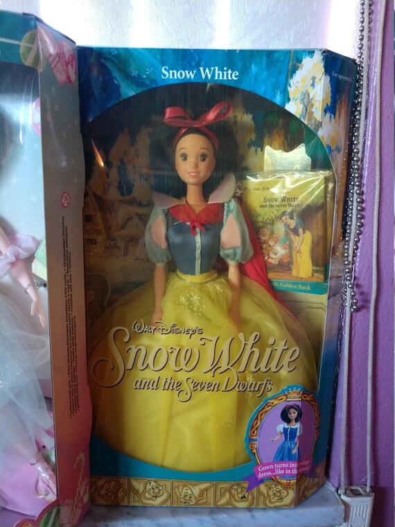 snow white barbie collectors edition
