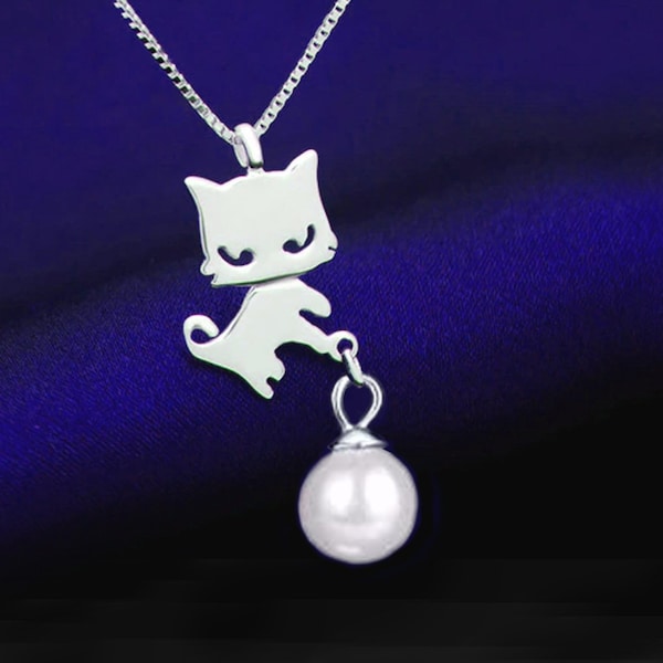 Collier petit chat d'argent 925  à la perle ou balle de cristal shamballa, couleur et chaîne au choix