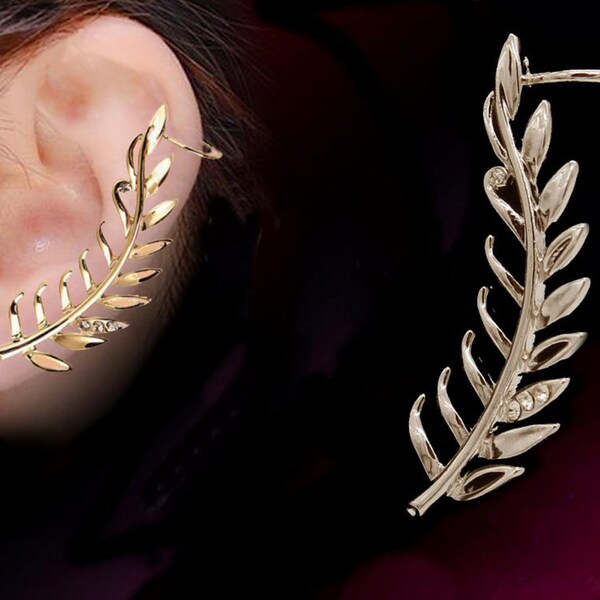 Ear Cuff Bay leaf with gold and crystals