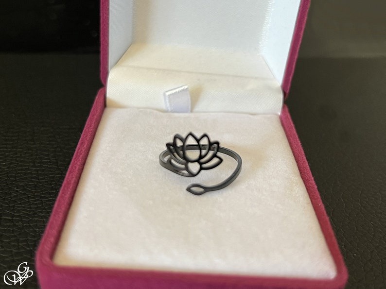 Openwork lotus flower ring, adjustable, in stainless steel, silver, gold or black of your choice Black