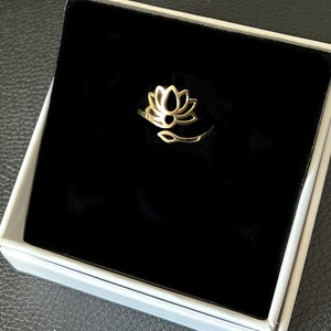 Openwork lotus flower ring, adjustable, in stainless steel, silver, gold or black of your choice Gold