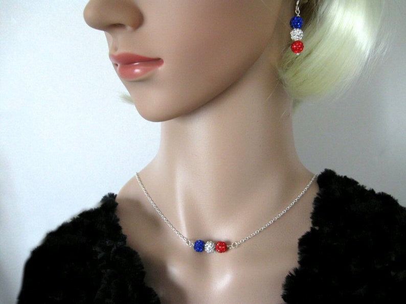 Collier bleu blanc rouge foot tricolore,Bijou allez les bleus,encouragez votre équipe,perle shamballa tricolore,choisissez vos couleurs image 2