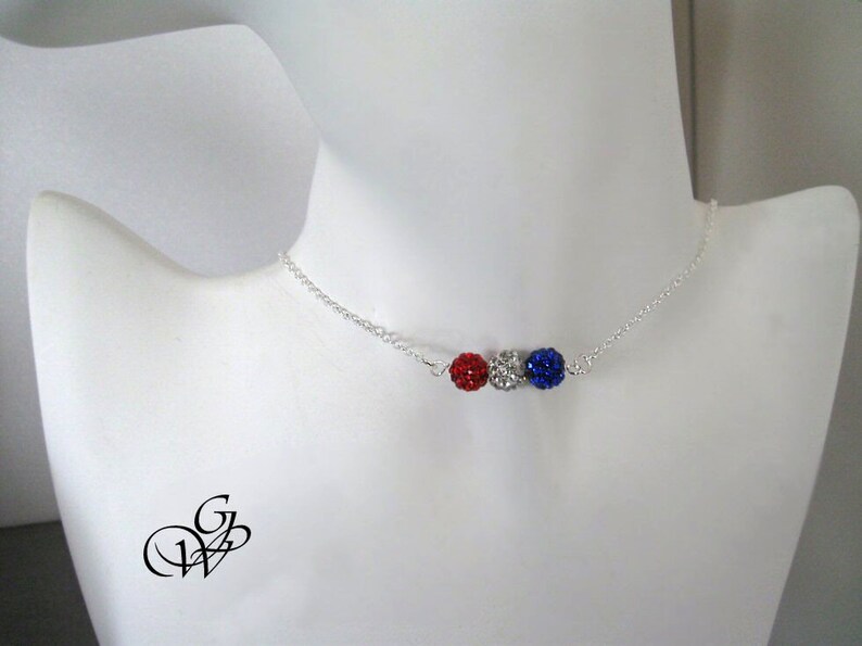 Collier bleu blanc rouge foot tricolore,Bijou allez les bleus,encouragez votre équipe,perle shamballa tricolore,choisissez vos couleurs image 1