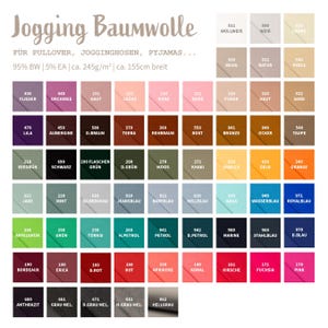 Könnte beinhalten: Eine Farbkarte für den Stoff "Jogging Baumwolle" mit einer großen Auswahl an Farbtönen. Die Karte enthält Schattierungen von Lila, Grün, Blau, Rot und neutralen Tönen, wobei jede Farbe mit einer Nummer und einem Namen versehen ist. Der Stoff ist 155 cm breit.