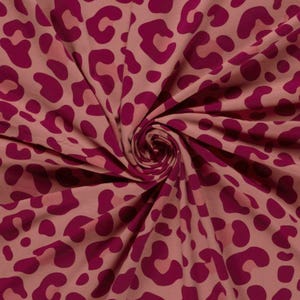 Dzianina bawełniana z nadrukiem w panterkę w kolorze różowym na tle antycznej róży - Dzianina z nadrukiem w panterkę, certyfikat ÖkoTex 100, dzianina bawełniana z nadrukiem dla dzieci, elastyczna dzianina z nadrukiem zwierzęcym *Od 50 cm