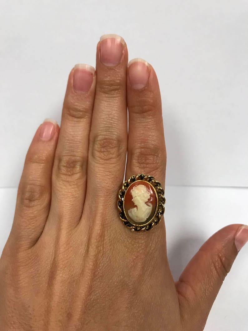 Vintage Costume Jewelry Cameo Ring image 1