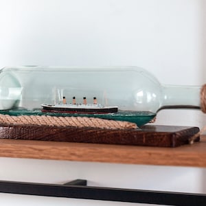Titanic Schiffsmodell - Schiff in Flasche - Diorama