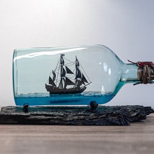 Black Pearl Ship model - Black Pearl Ship in a bottle - Black Pearl model - Large bottle -