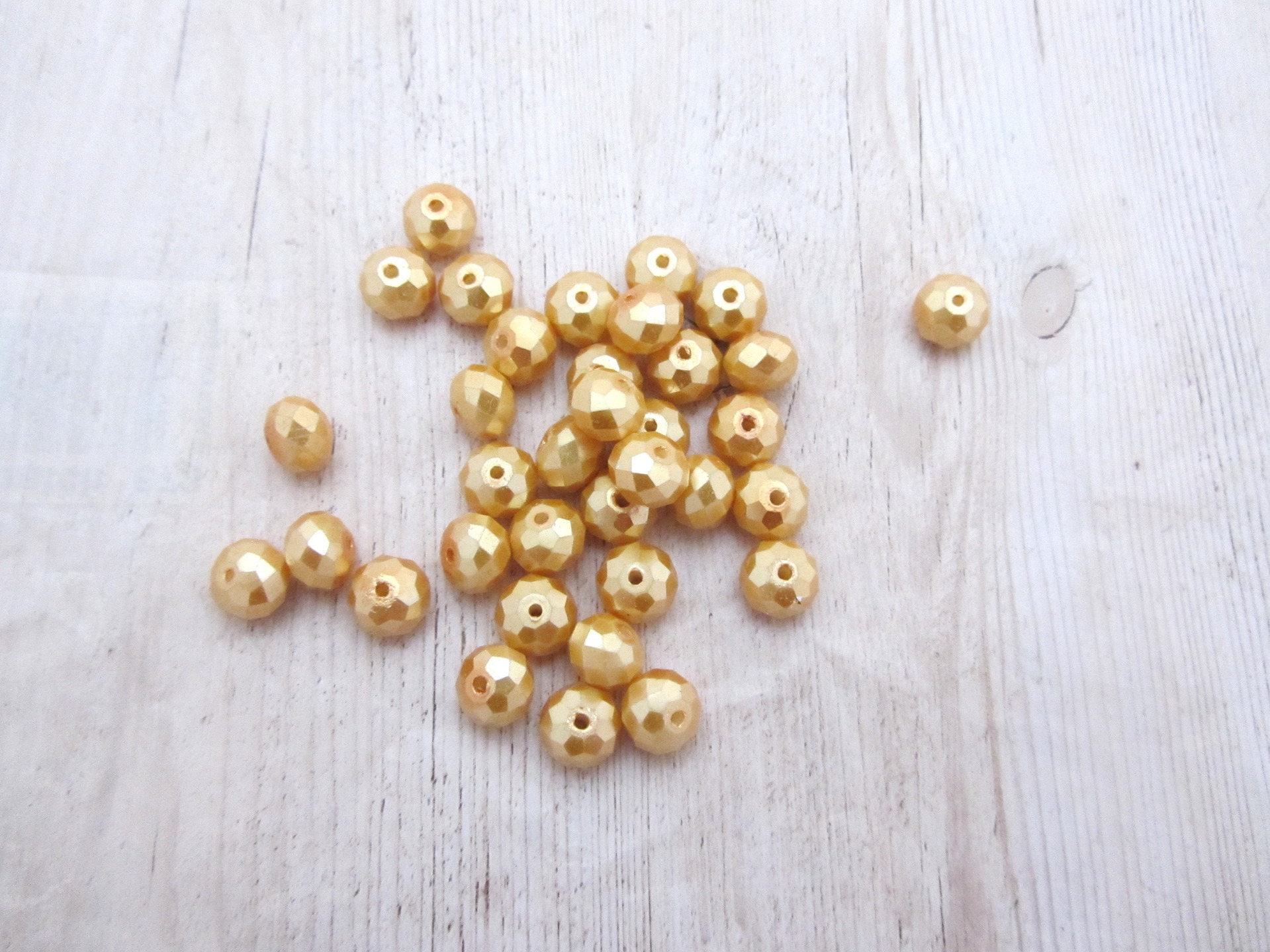 Perles facettes de bohème luster transparent champagne 8mm