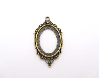 Un support cabochon bronze, pendentif, pour cabochon 18x25mm