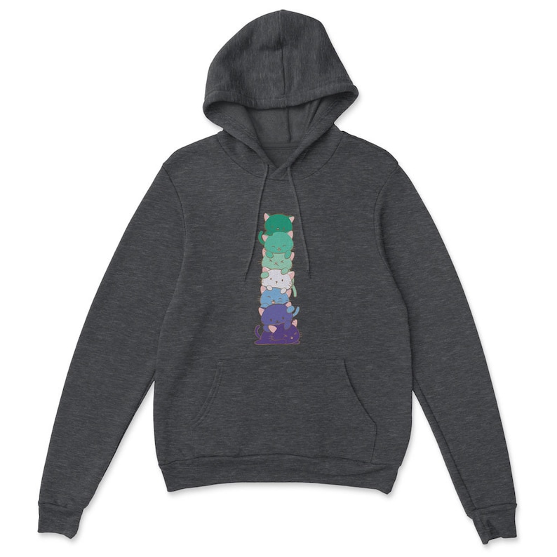 K&ouml;nnte beinhalten: Ein dunkelgrauer Kapuzenpullover mit einem Stapel von f&uuml;nf Cartoon-Katzen in einem Regenbogen-Farbschema. Die Katzen sind &uuml;bereinander gestapelt, wobei die unterste Katze lila, die n&auml;chste Katze blau, die n&auml;chste Katze hellblau, die n&auml;chste Katze gr&uuml;n und die oberste Katze dunkelgr&uuml;n ist.