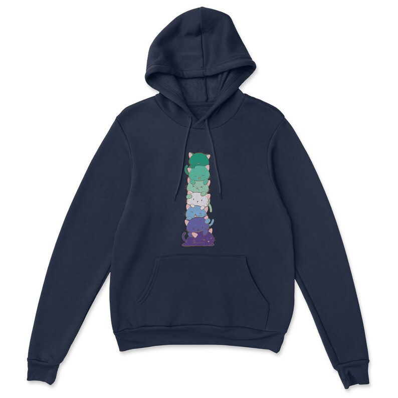 K&ouml;nnte beinhalten: Ein marineblauer Hoodie mit einem Stapel von sechs Cartoon-Katzen in einem Regenbogen-Farbmuster, das auf der Vorderseite aufgedruckt ist.