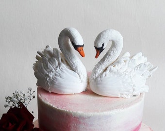 Cake topper Wedding Swans Sugar pastetopper handmade swans Wedding cake Swans Topper for wedding Pair of swans