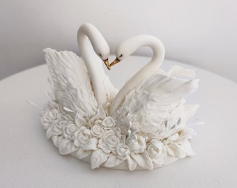 Pair of swans Wedding Swans Sugar paste Wedding swans Topper for wedding cake Gift Valentines Day Gift White swans Sugar paste