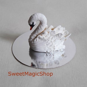 Cake topper Wedding Swans Sugar pastetopper handmade swans Wedding cake Swans Topper for wedding Pair of swans image 3