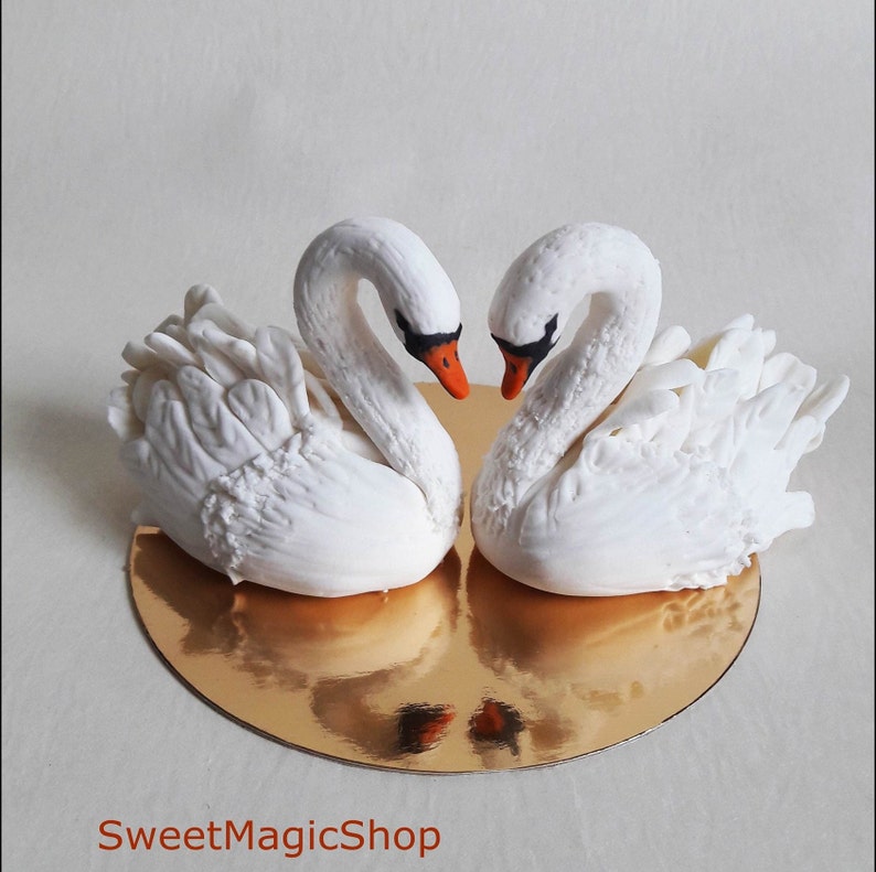 Cake topper Wedding Swans Sugar pastetopper handmade swans Wedding cake Swans Topper for wedding Pair of swans image 2