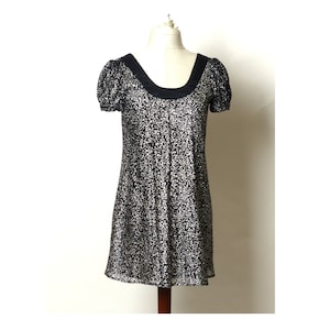 Early 2000s Voom by Joy Han Long Black and Silver Fabric Top