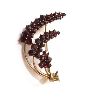 Circa 1900s Winthrop Jewelers Bohemian Garnet Wheat 900 Silver Gilt Brooch/Pin