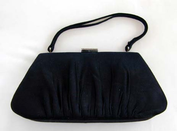 Circa 1940s Black Knit Fabric Purse/Handbag with … - image 2