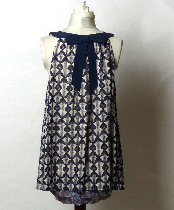 Circa 2000s Tory Burch Silk Navy Blue and Beige S… - image 5