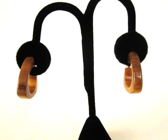 Circa 1960s Butterscotch Triangular Plastic Hoop … - image 2