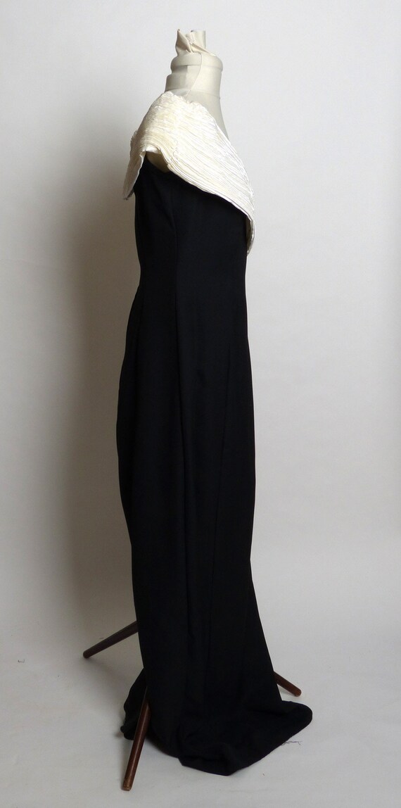 Circa 1950s Black Polyester Crepe Gown/Dress with… - image 3