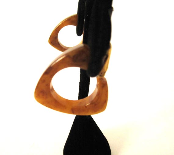 Circa 1960s Butterscotch Triangular Plastic Hoop … - image 1