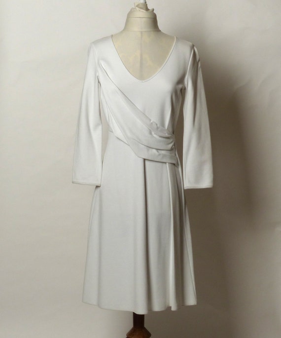 Circa 1990s Giorgio Armani Cream Long Sleeve Dress - image 2