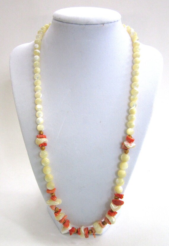 Circa 1980s Stone Coral Necklace