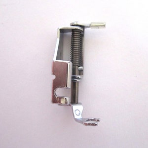 Baby Lock Assorted Feet and Plate - Quilten/Nähen