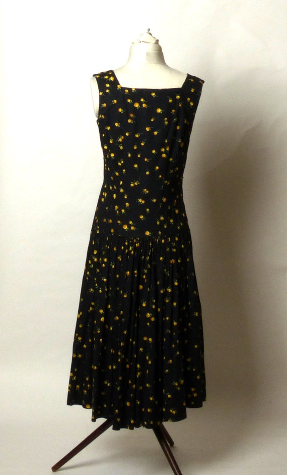 Circa 1950s Handmade Black Floral Dress - image 5