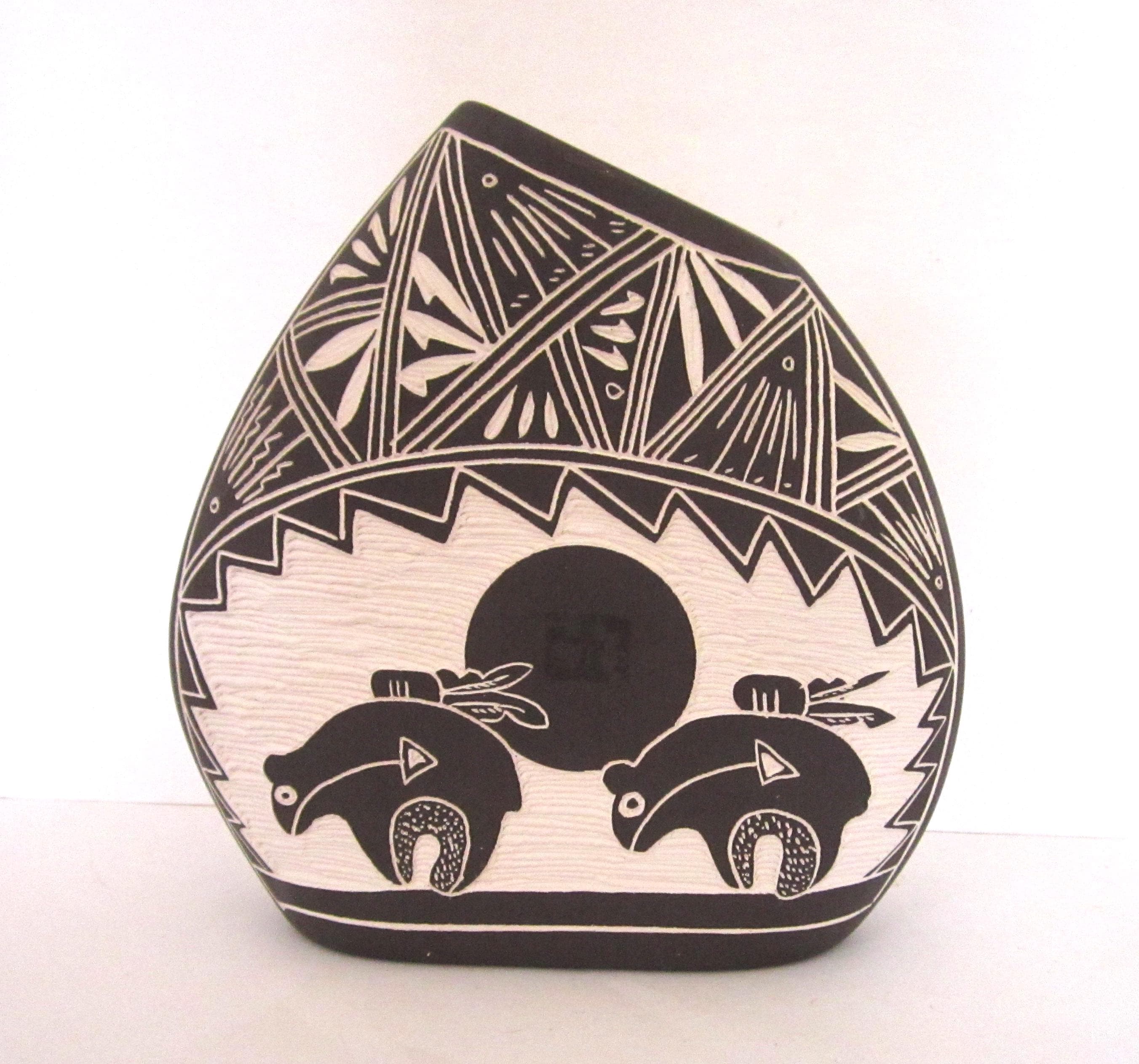 Vintage Native American Acoma Pueblo Pottery Vase Signed M&RR - Etsy