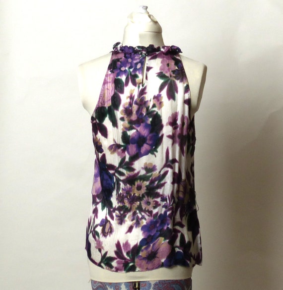 Early 2000s Tahari Purple and Cream Floral Ruffle… - image 5