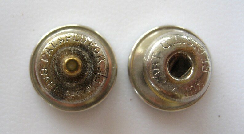 Art Deco Baer /& Wilde Silver Tone Kum-A-Part Mother of Pearl and Black Enamel Snap Cuff Links