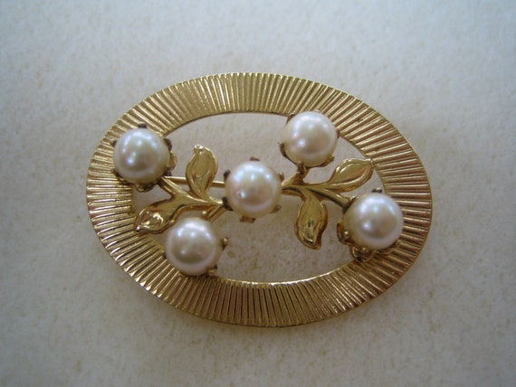 Gold-Filled Cultured Pearl Sunburst Brooch/Pin - image 1