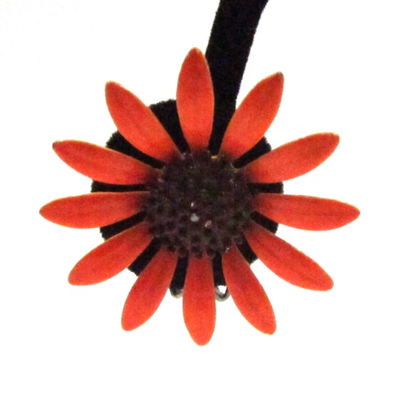 Circa 1960s Bright Orange Daisy Earrings - image 1